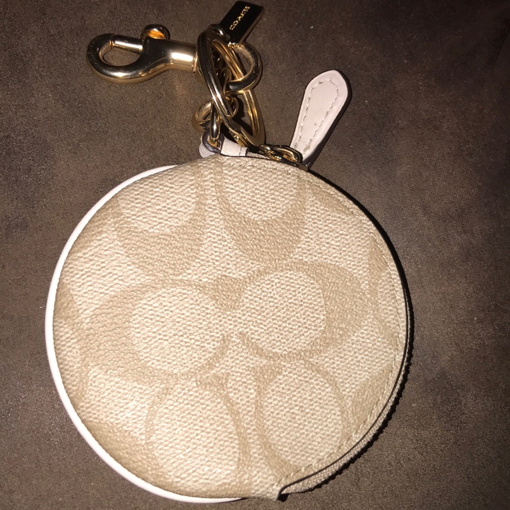 Coach coin/keychain